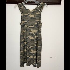 139. 7th Ray Ladies Mid Length Camo Dress Size Small